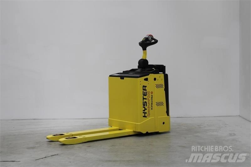 Hyster P2.0S Žemų aukščių keltuvai su platforma