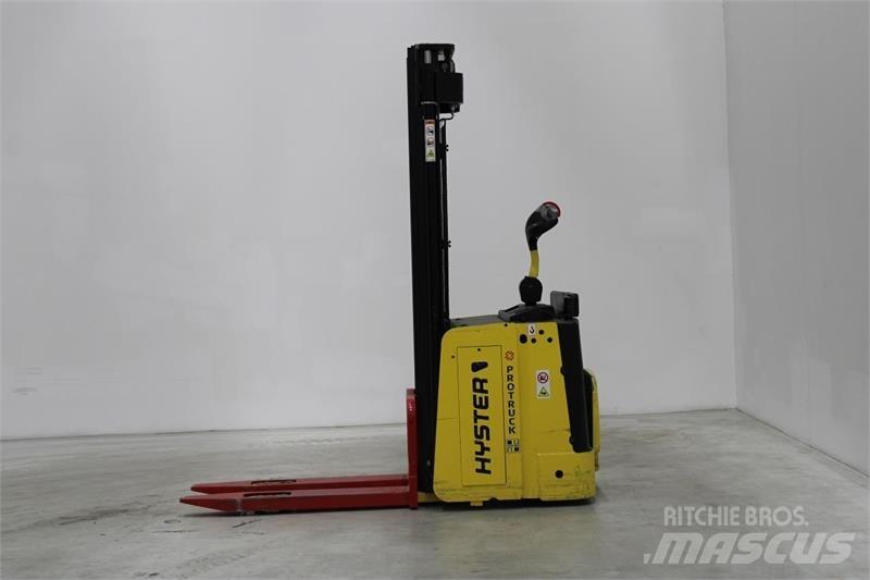 Hyster S1.5S Savaeigiai rietuvai