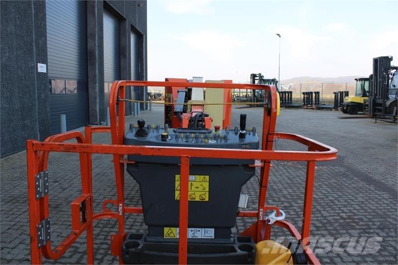 JLG E300AJP Alkūniniai keltuvai