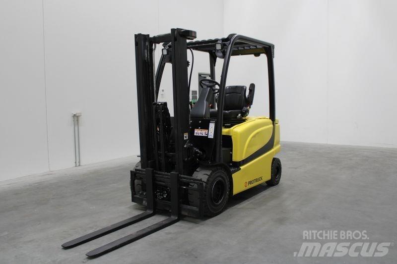 Yale ERP25VL Elektriniai šakiniai krautuvai