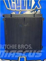 CAT 312B Radiatoriai