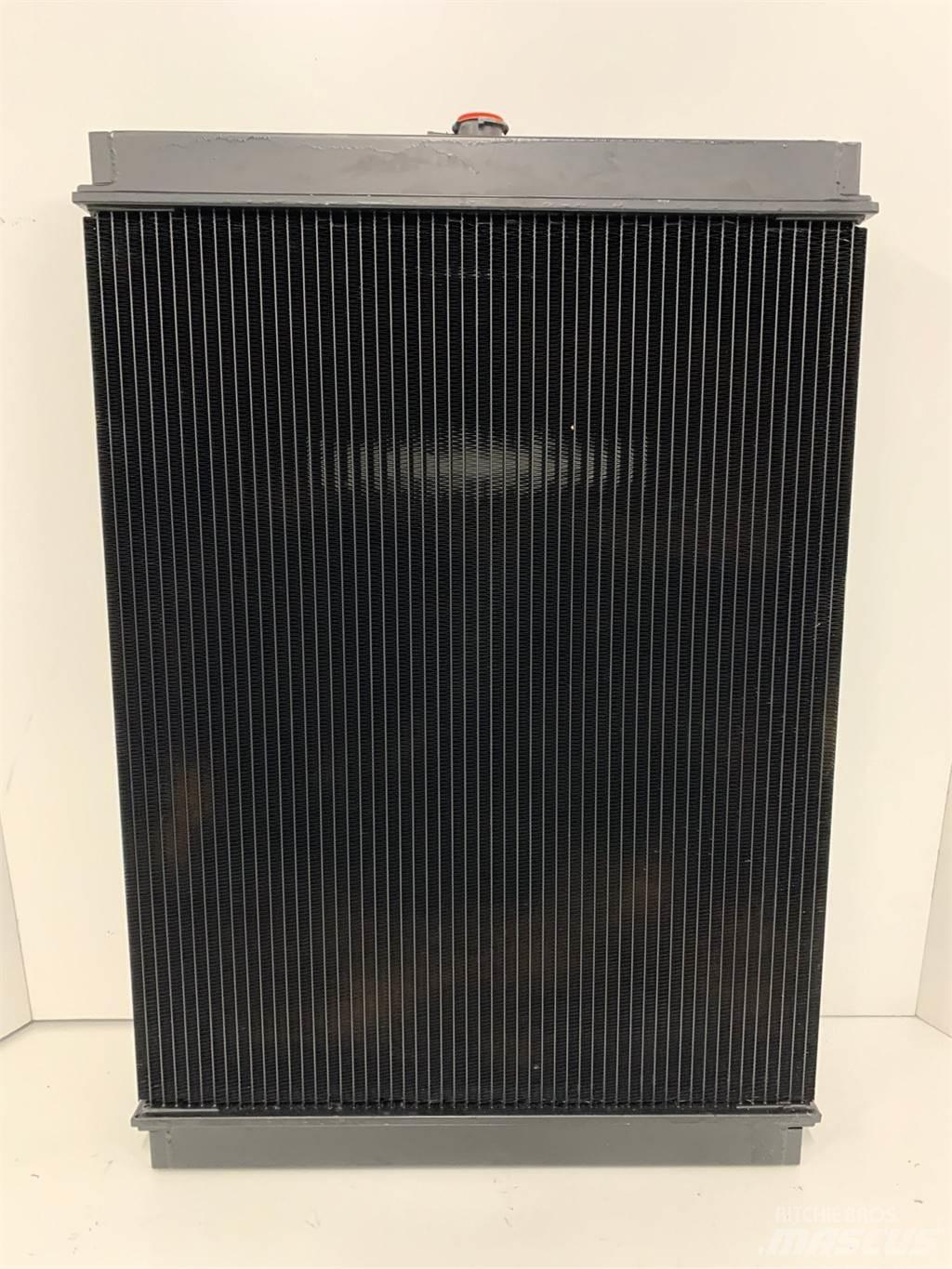 CAT 325 Radiatoriai