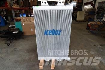 CAT 793 Radiatoriai