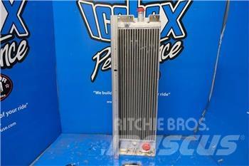 CAT 953 Radiatoriai