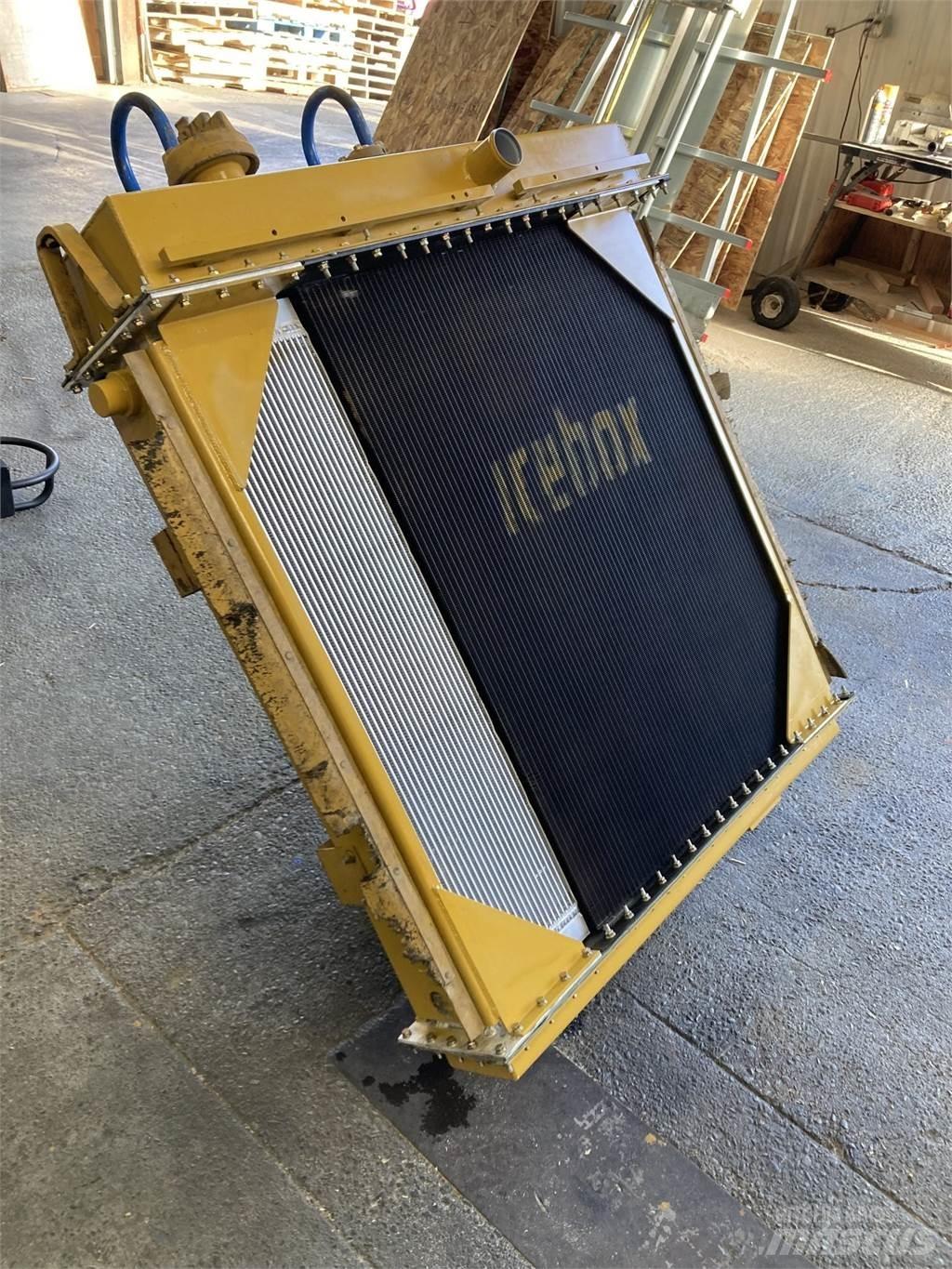CAT 980C Radiatoriai