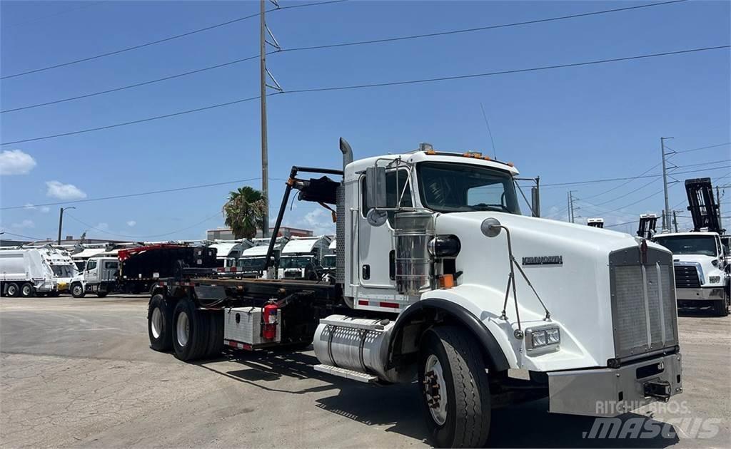 Kenworth T800 Savivarčiai su kabeliniu keltuvu