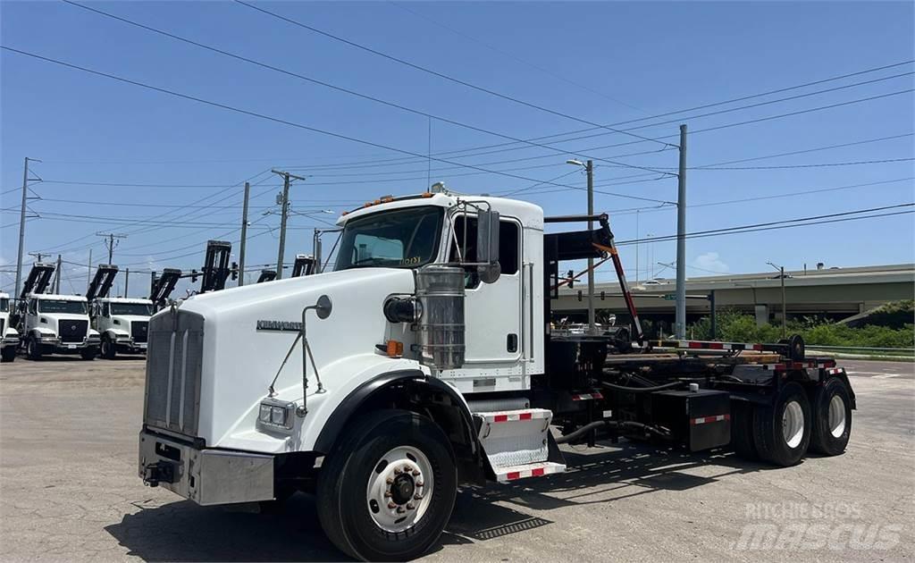 Kenworth T800 Savivarčiai su kabeliniu keltuvu
