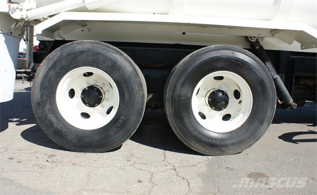 Mack LEU613 Šiukšliavežės