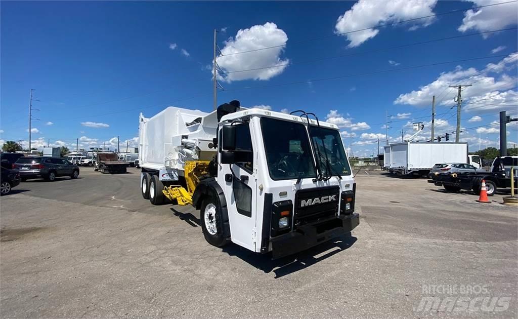 Mack LR613 Šiukšliavežės