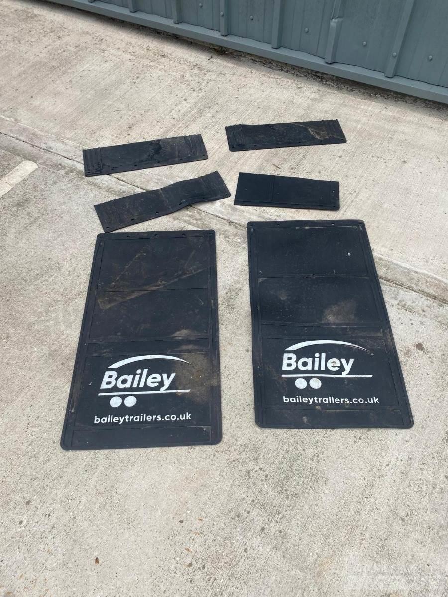 Bailey  Kitos priekabos