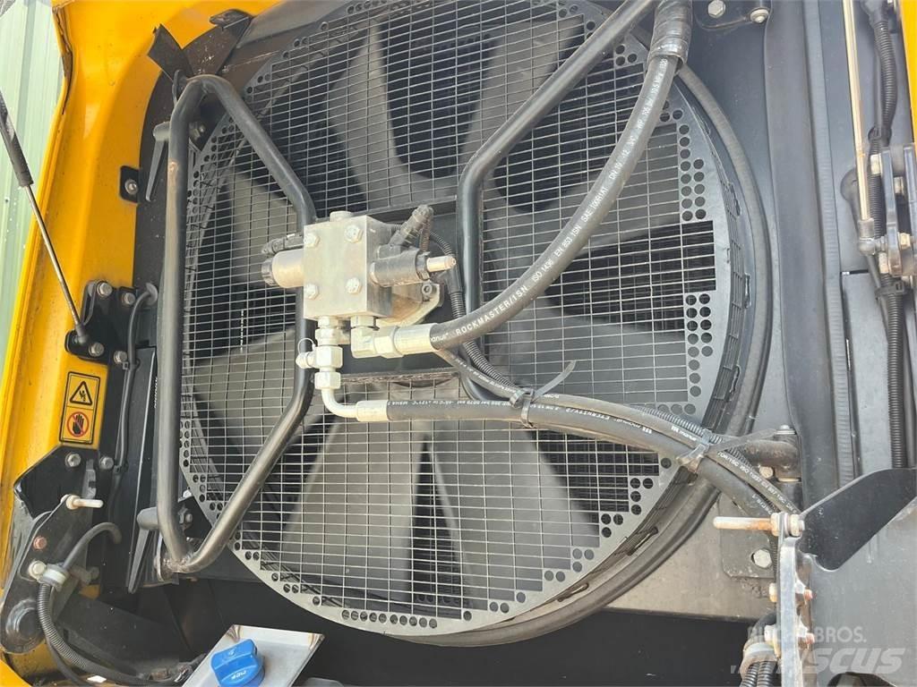 JCB 435S Teleskopiniai krautuvai žemės ūkiui
