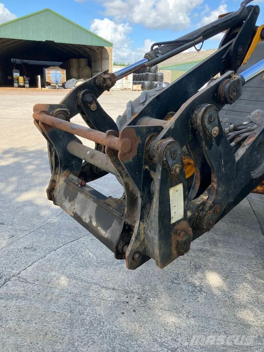 JCB 436 Teleskopiniai krautuvai žemės ūkiui