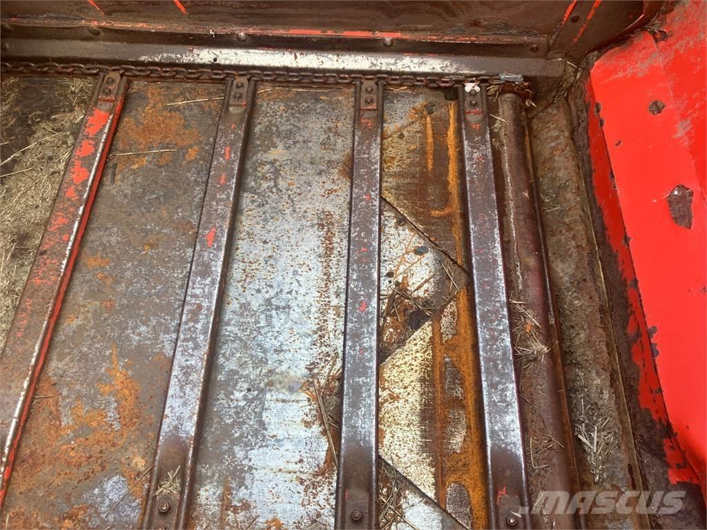Kuhn 3570 Ryšulių smulkinimo, pjaustymo ir išvyniojimo įrenginiai
