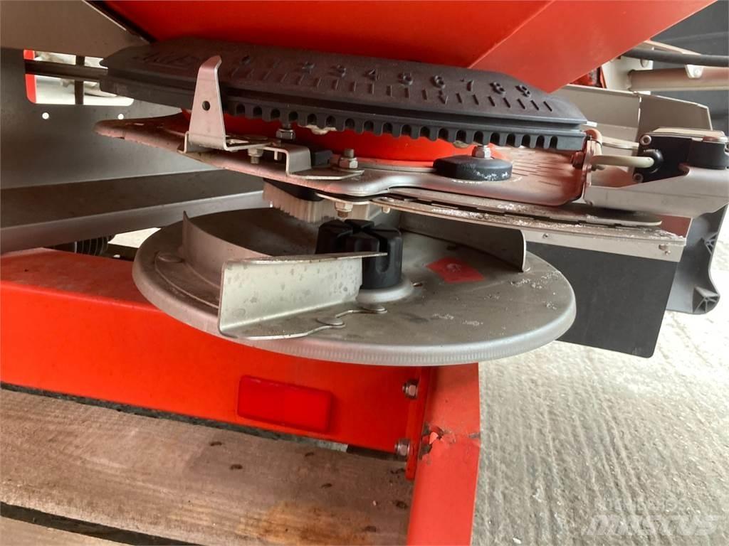 Kuhn 40.2 Kita tręšimo technika