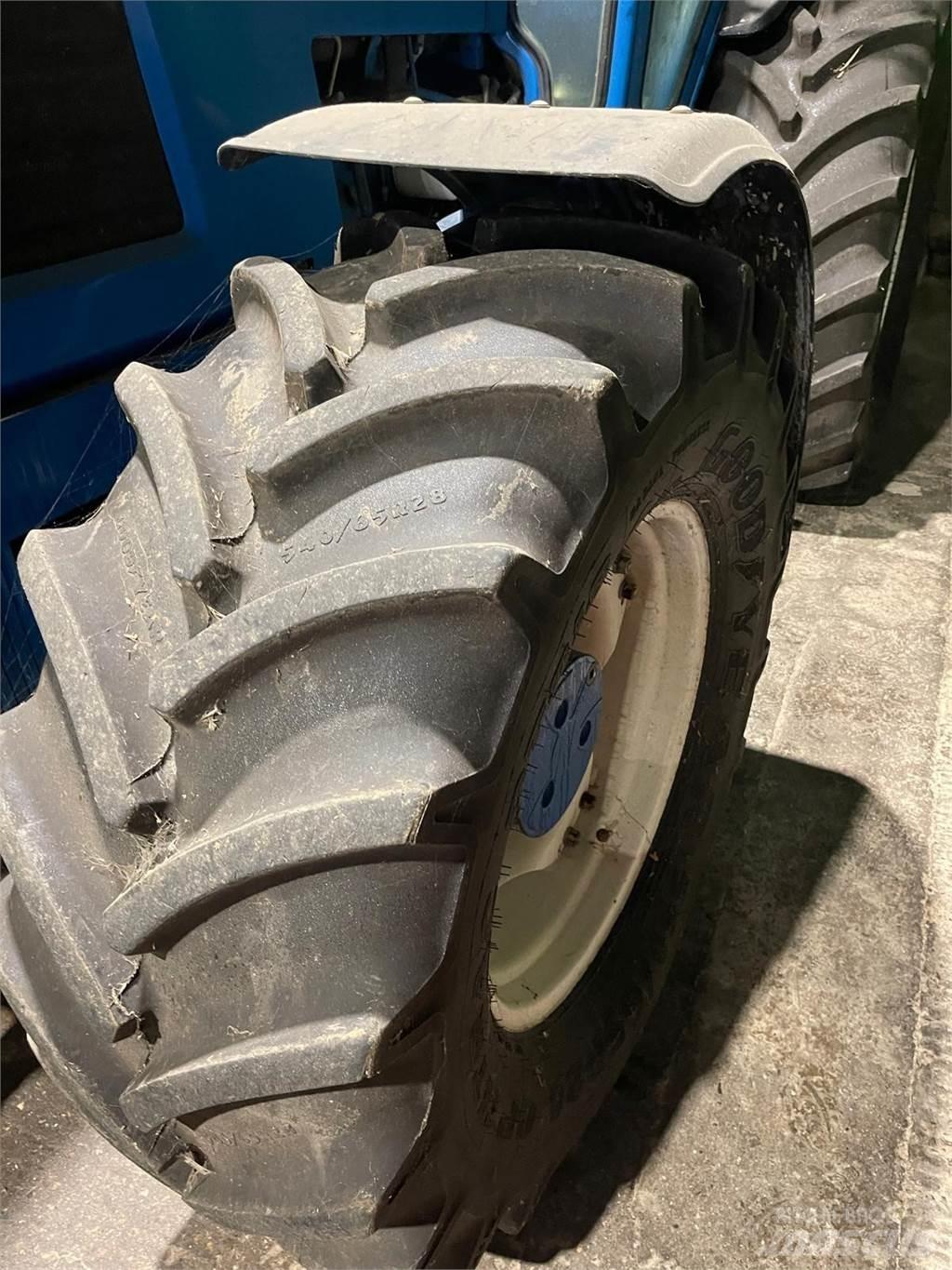 Ford 8730 Traktoriai