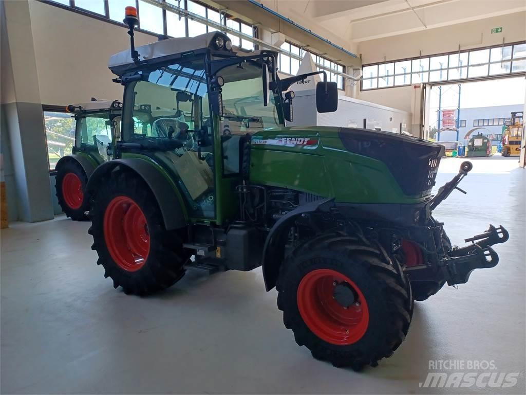Fendt 211F Traktoriai
