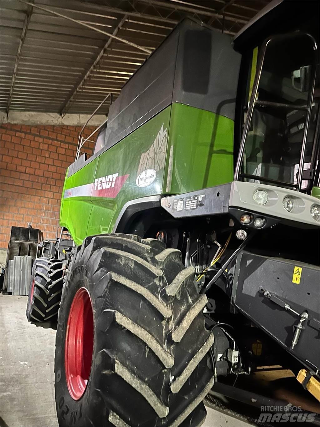 Fendt 6335 C PLI Derliaus nuėmimo kombainai