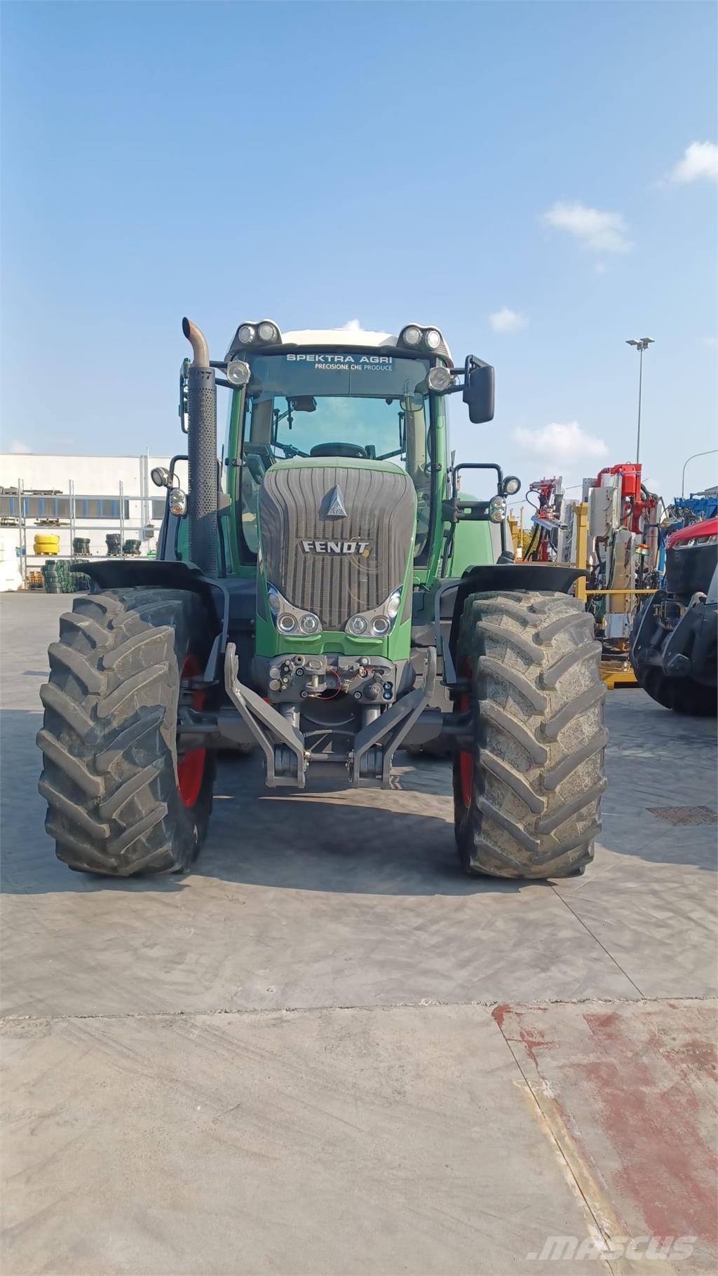 Fendt 828 SCR Traktoriai
