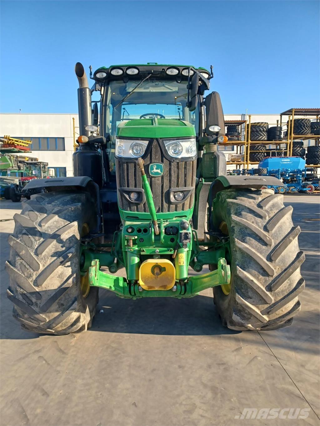 John Deere 6250R Traktoriai