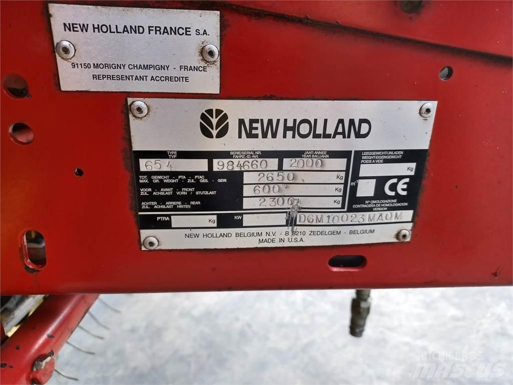 New Holland 658 Ritinių presai