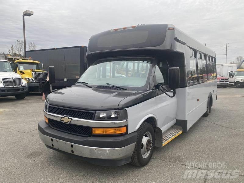 Chevrolet Express Mikroautobusai