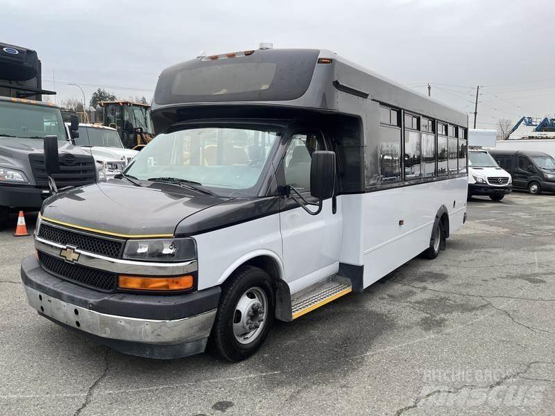 Chevrolet Express Mikroautobusai