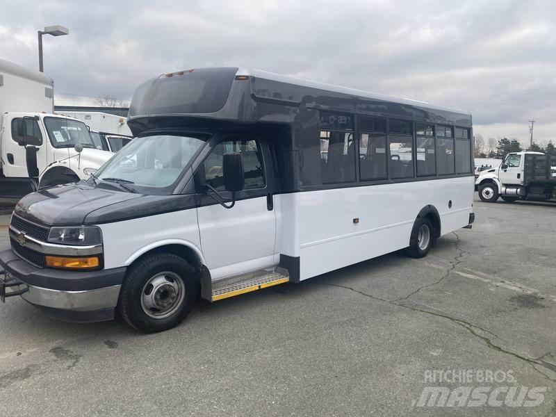 Chevrolet Express Mikroautobusai