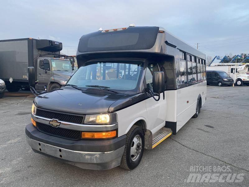 Chevrolet Express Mikroautobusai