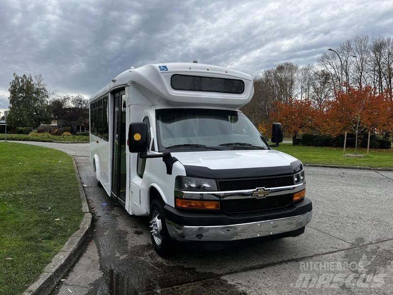 Chevrolet Express Mikroautobusai