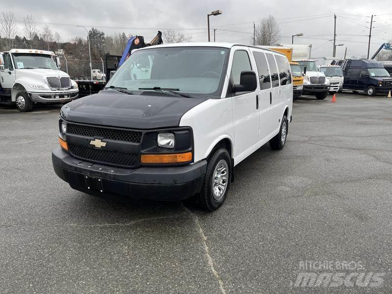 Chevrolet Express Krovininiai furgonai
