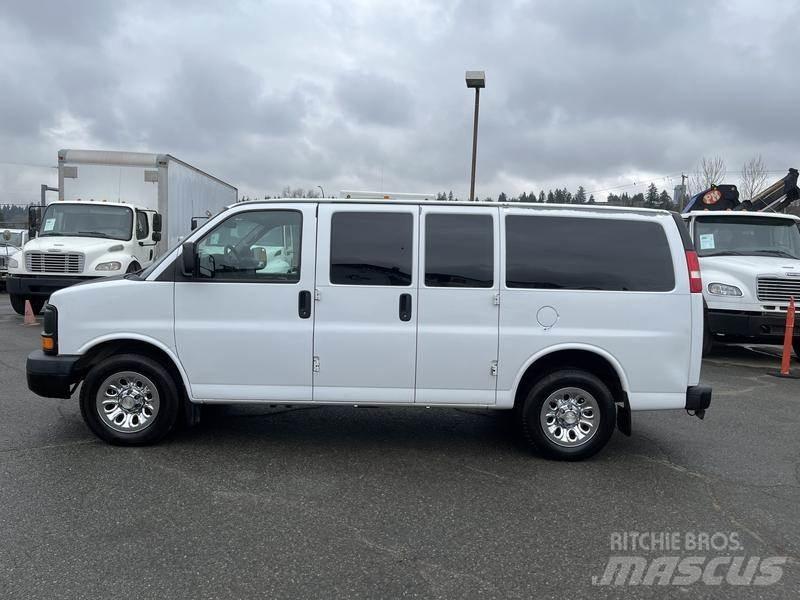 Chevrolet Express Krovininiai furgonai
