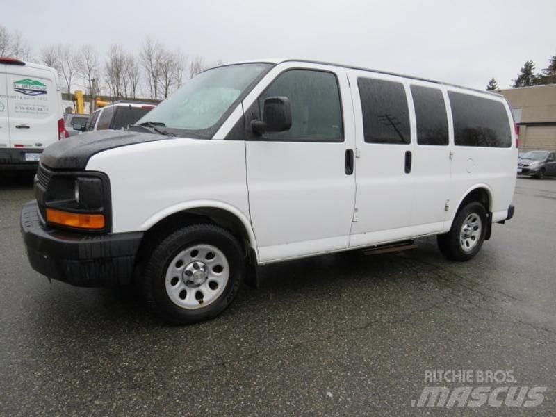 Chevrolet Express Krovininiai furgonai