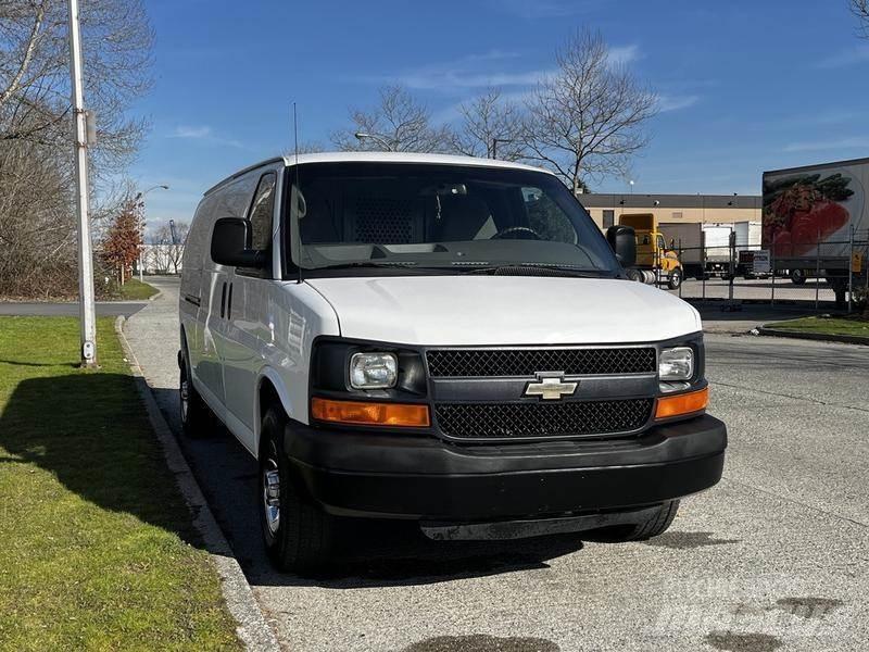 Chevrolet Express Krovininiai furgonai