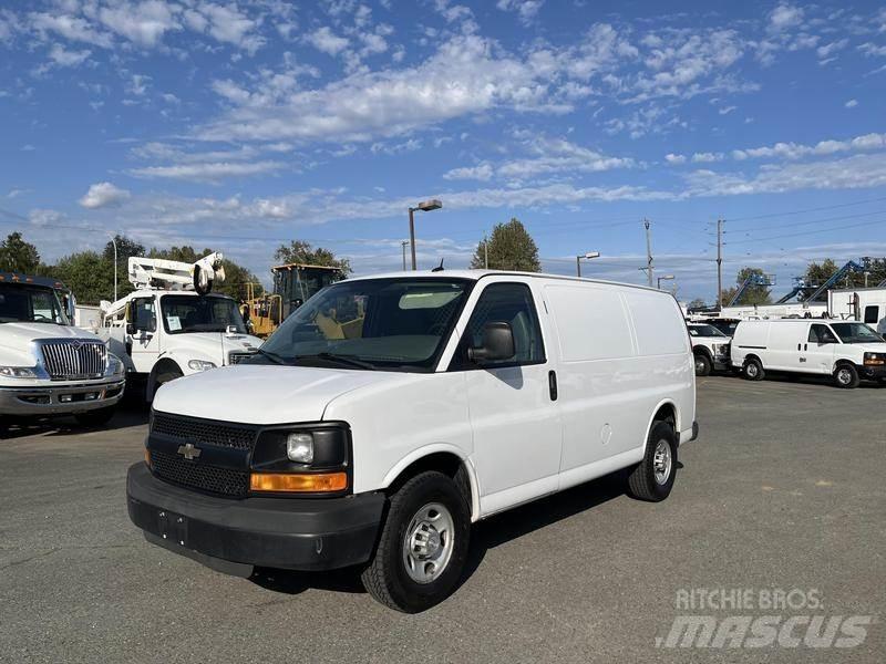 Chevrolet Express Krovininiai furgonai