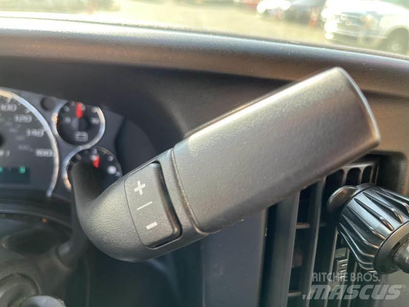 Chevrolet Express Krovininiai furgonai