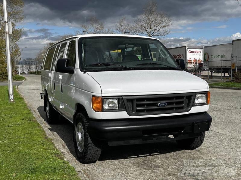 Ford Econoline Lengvieji automobiliai
