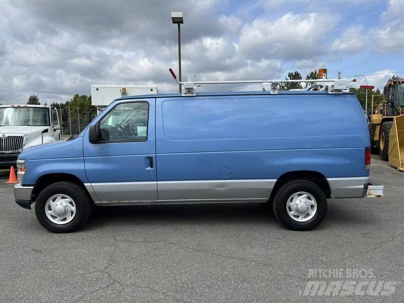 Ford Econoline Krovininiai furgonai
