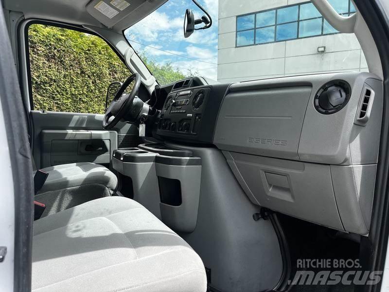 Ford Econoline Krovininiai furgonai