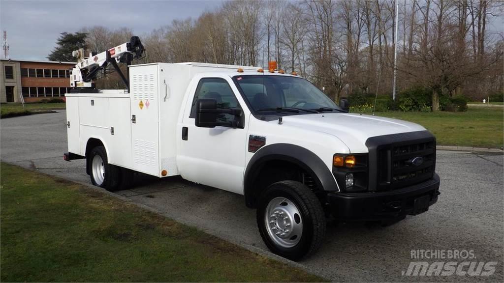 Ford F-550 Automobiliniai kranai