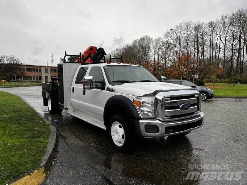 Ford F-550 Automobiliniai kranai