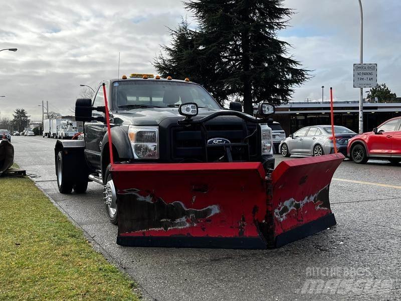 Ford F-550 Sniego peiliai ir valytuvai