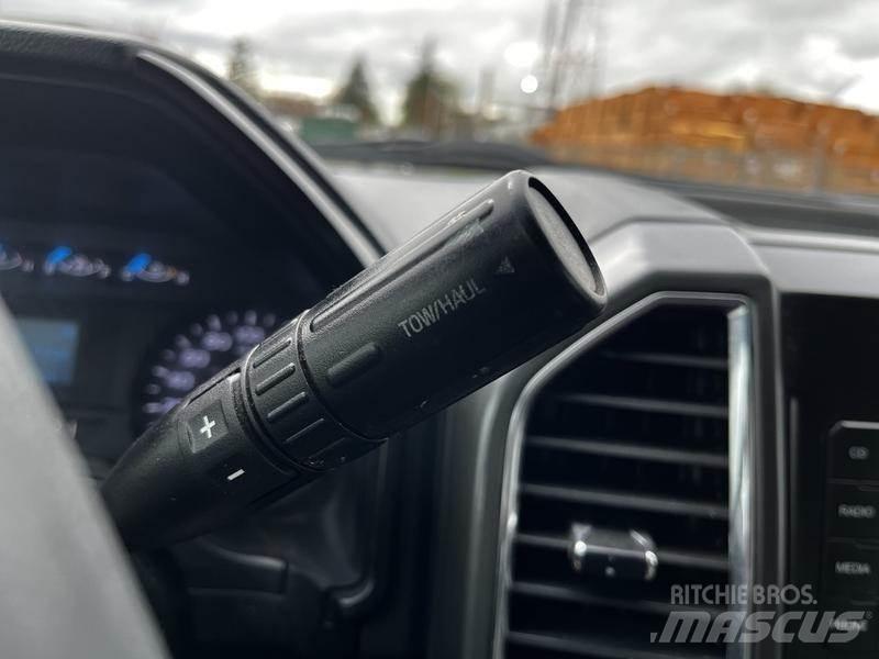 Ford F-550 Platformos/ Pakrovimas iš šono