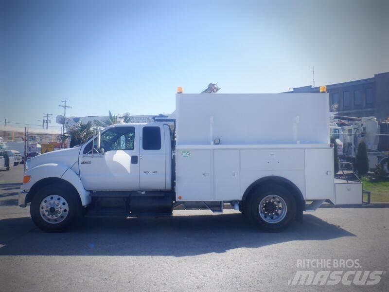 Ford F-750 Visuotinės / bendrosios paskirties automobiliai