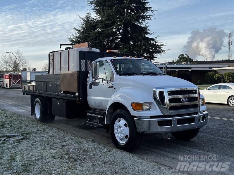 Ford F-750 Platformos/ Pakrovimas iš šono