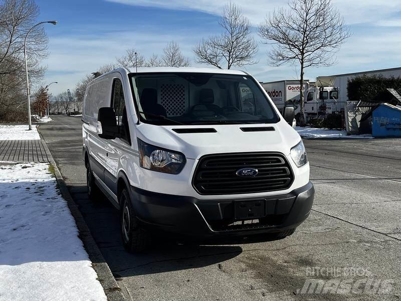 Ford Transit Krovininiai furgonai