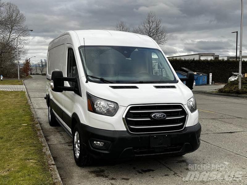 Ford Transit Krovininiai furgonai