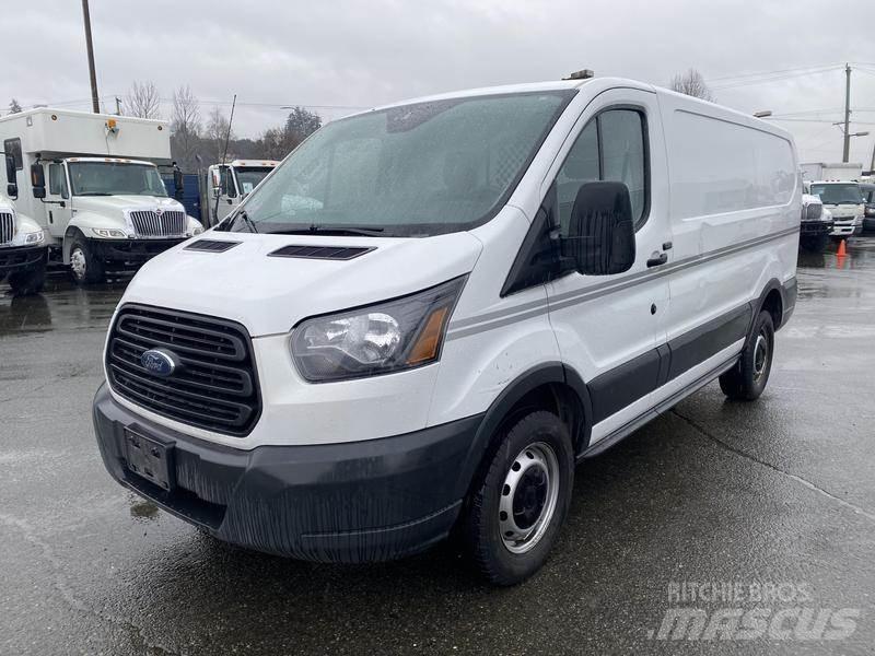Ford Transit Krovininiai furgonai