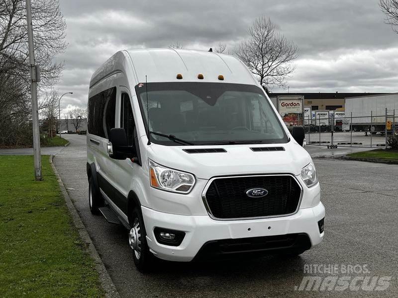 Ford Transit Lengvieji automobiliai