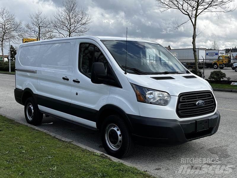 Ford Transit Krovininiai furgonai