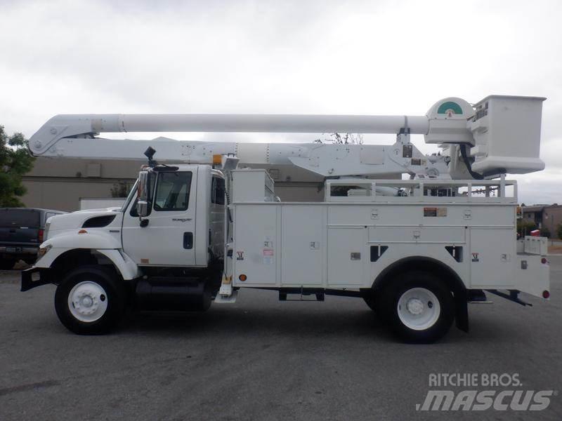 International 7400 Kita